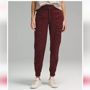 Lululemon Dance Studio Mid-Rise Jogger
Full Length